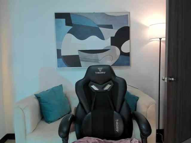 SaraParker webcam
