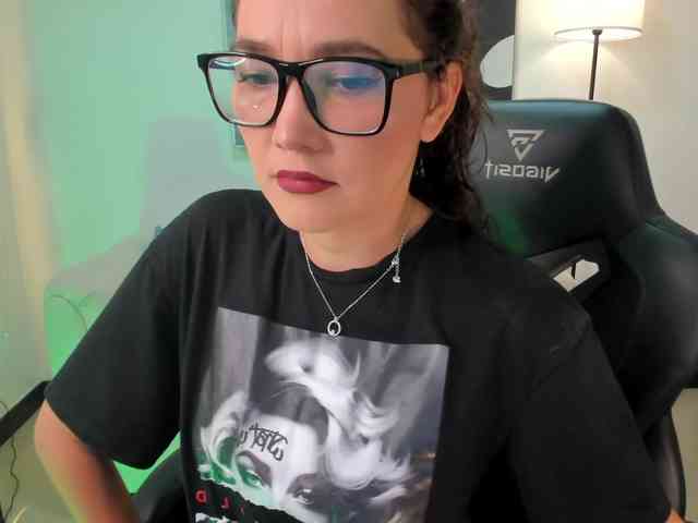 SaraParker webcam