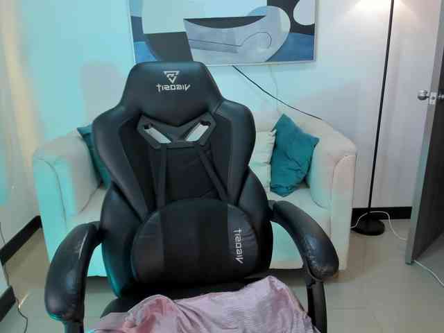 SaraParker webcam