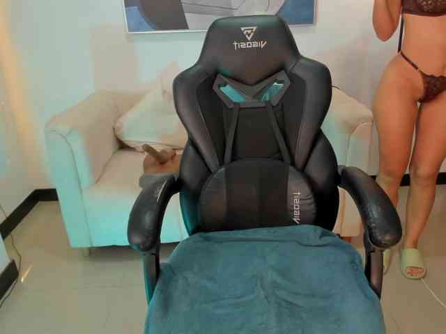 SaraParker webcam