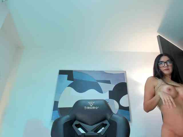 SaraParker webcam