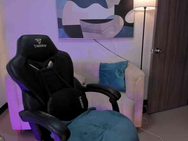SaraParker webcam