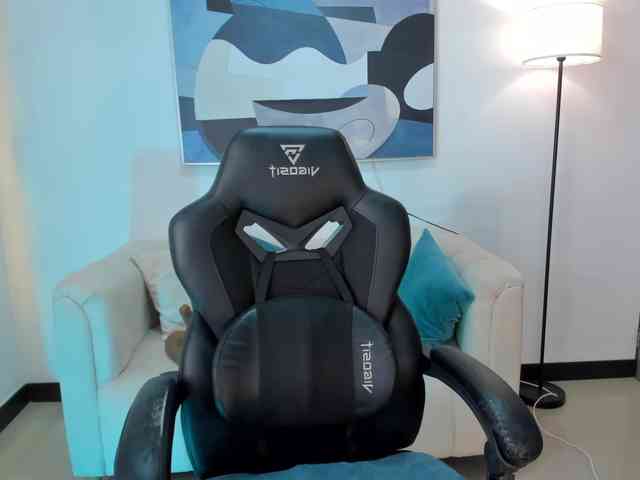 SaraParker webcam