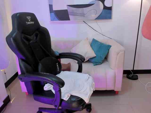 SaraParker webcam