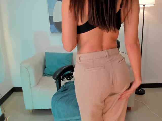 SaraParker webcam