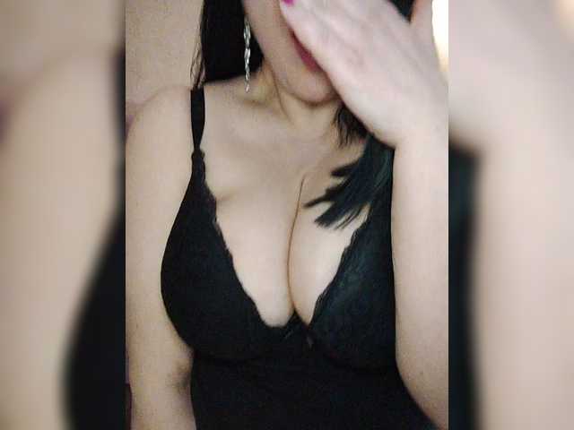 VikaBigSize live cam