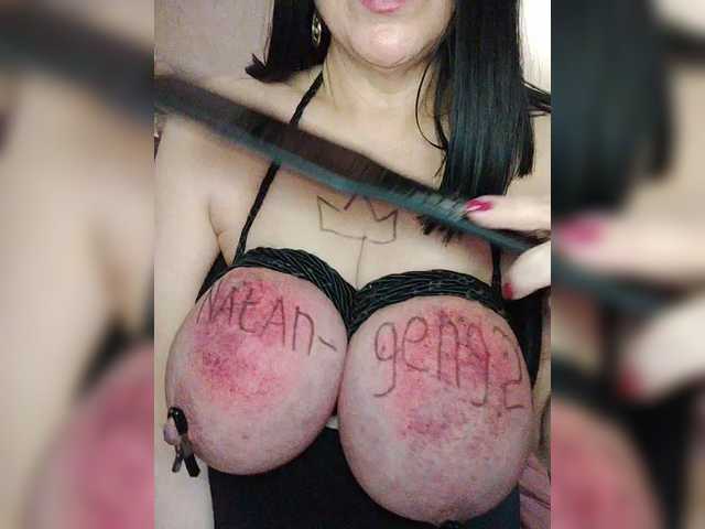VikaBigSize live cam on BongaCams