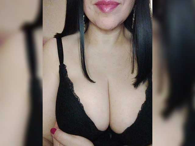 VikaBigSize live cam