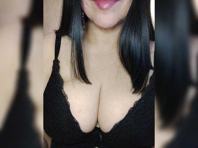 VikaBigSize live cam