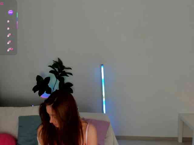 -Janice- webcam