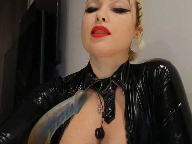 OhKatusha live webcam show