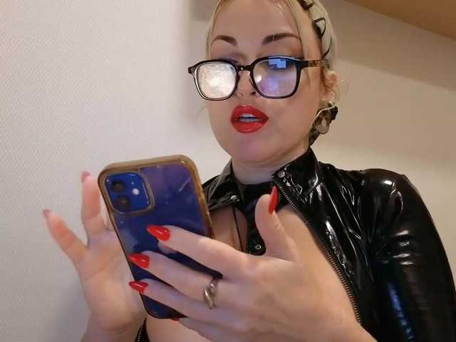 OhKatusha live cam on BongaCams