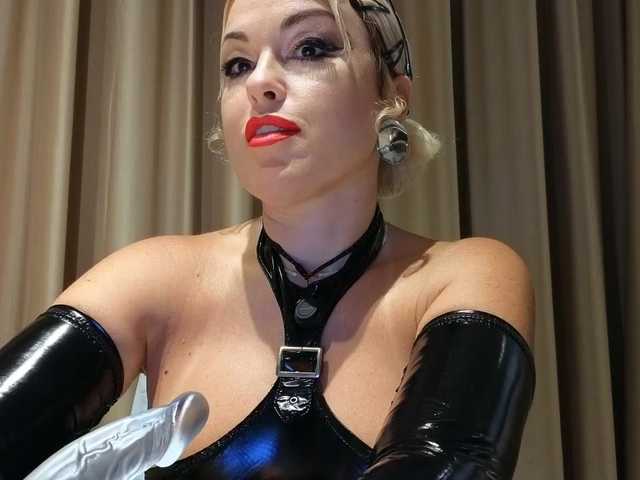 OhKatusha's BongaCams show and profile