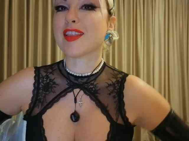 KateDarkstar webcam