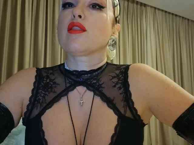 KateDarkstar webcam