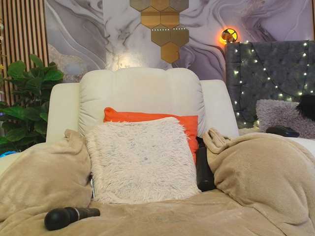concubine2 live cam on BongaCams