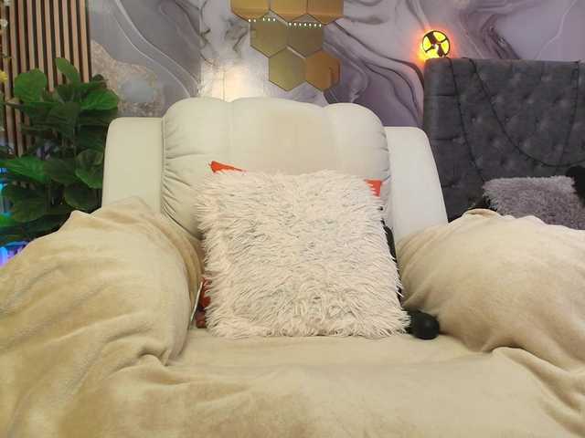 concubine2 live cam on BongaCams