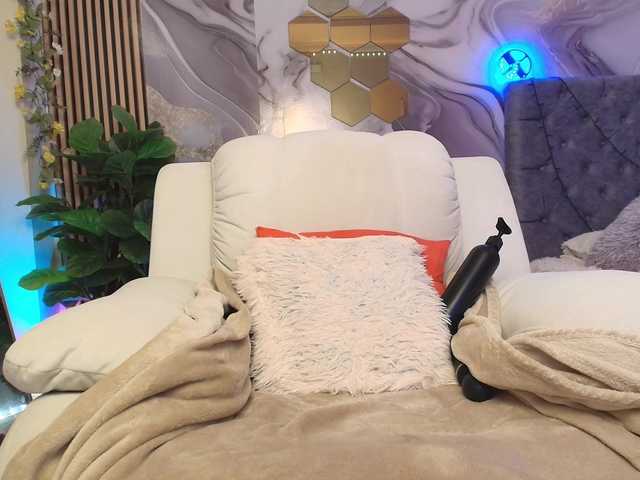concubine2 live cam on BongaCams