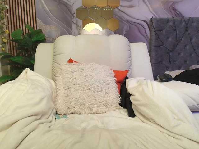 concubine2's BongaCams show and profile