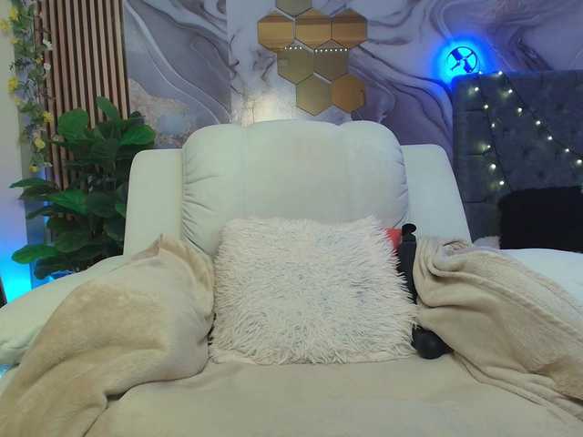 concubine2 live cam on BongaCams