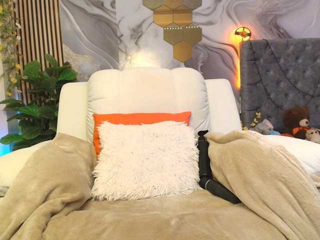 concubine2 live cam on BongaCams