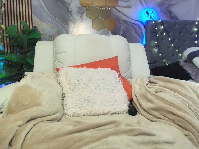 concubine2 live cam on BongaCams