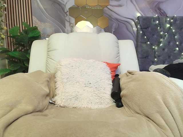 concubine2's BongaCams show and profile