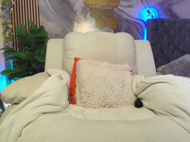 concubine2 live cam on BongaCams