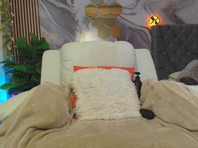 concubine2 live cam on BongaCams