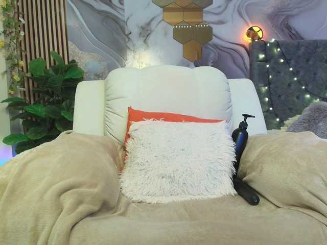 concubine2 live cam on BongaCams
