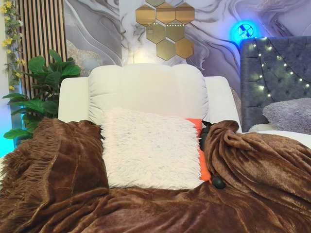 concubine2 live cam on BongaCams