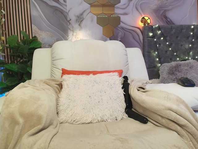 concubine2 live cam on BongaCams