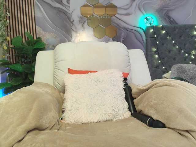 concubine2 live cam on BongaCams