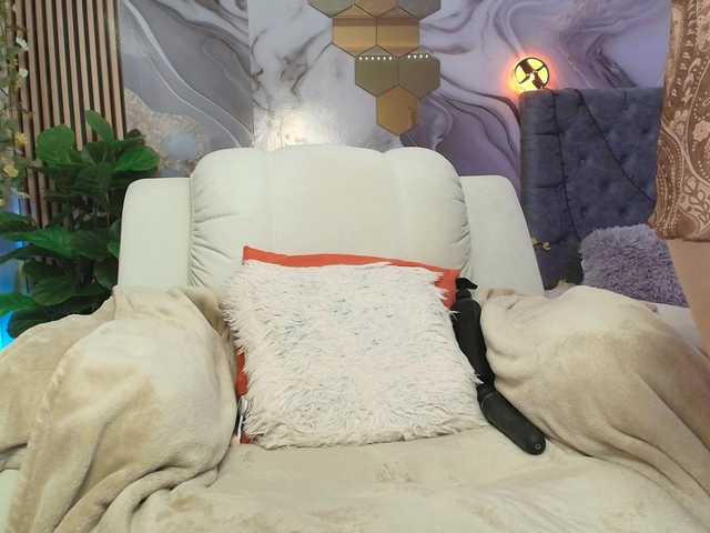 concubine2 live cam on BongaCams