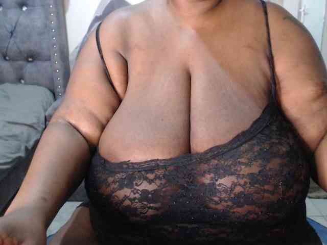 bigboobsass