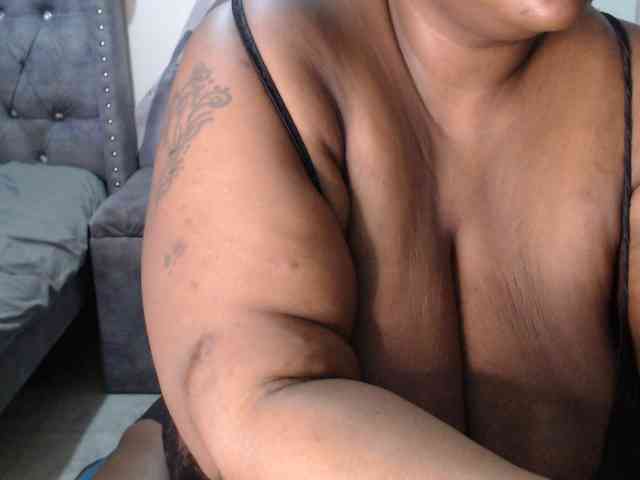 bigboobsass