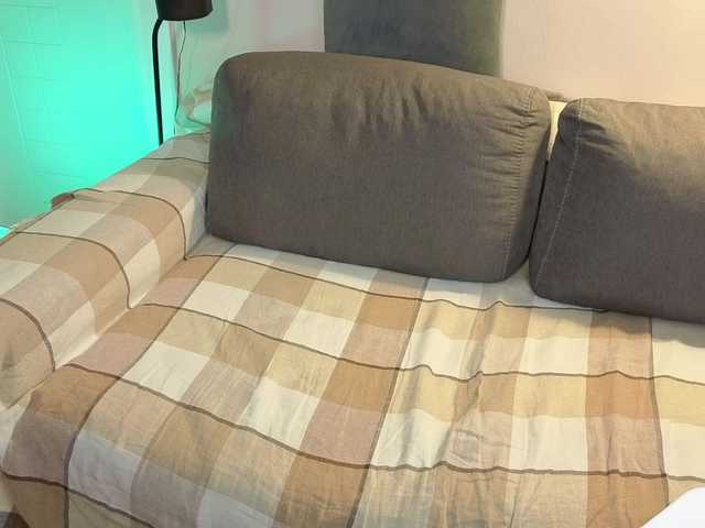 sweetdreams10 live cam on BongaCams