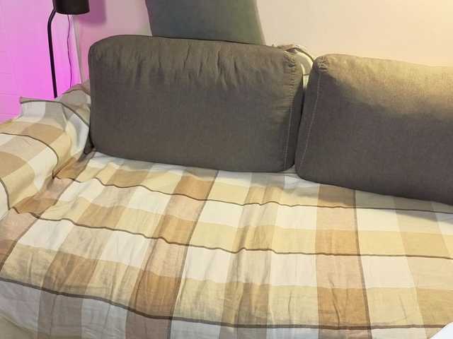 sweetdreams10 live cam on BongaCams
