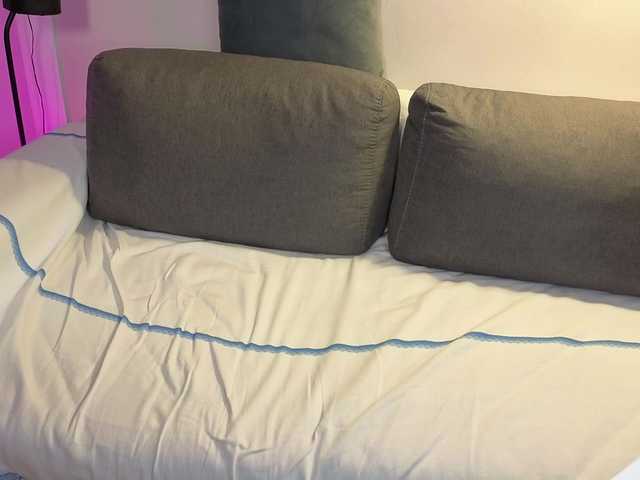 sweetdreams10 live cam on BongaCams