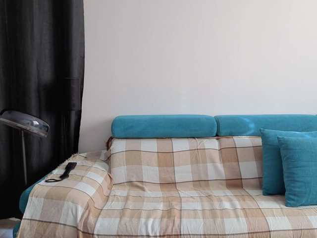 sweetdreams10 live cam on BongaCams
