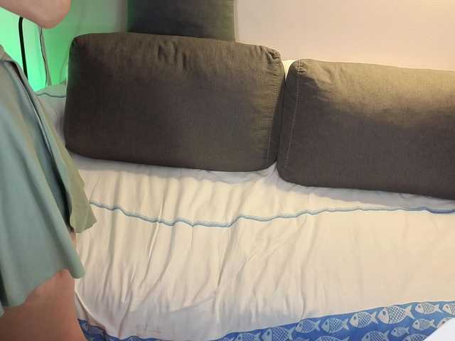 sweetdreams10 live cam on BongaCams