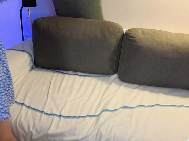 sweetdreams10 live cam on BongaCams