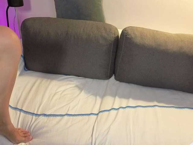 sweetdreams10 live cam on BongaCams