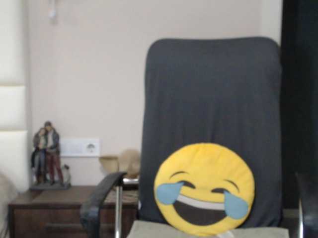 aniutkamau live cam on BongaCams