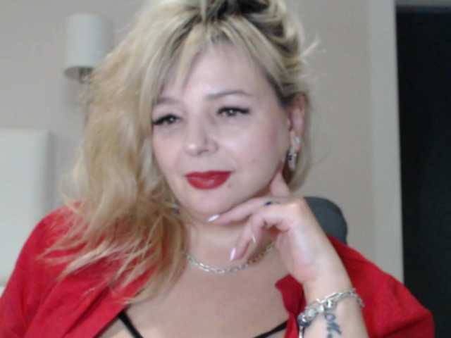 aniutkamau cam belle