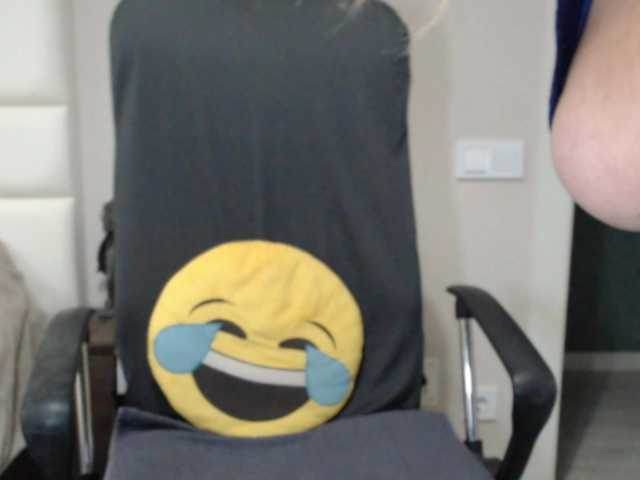 aniutkamau live cam on BongaCams