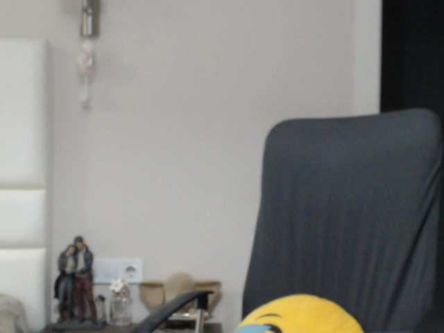 aniutkamau live cam on BongaCams