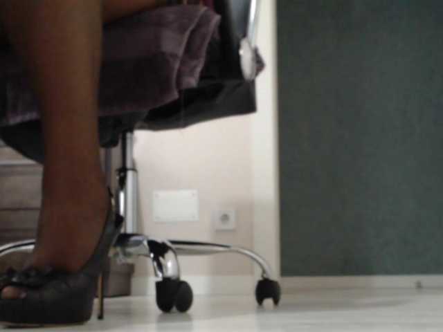 aniutkamau, live now on BongaCams