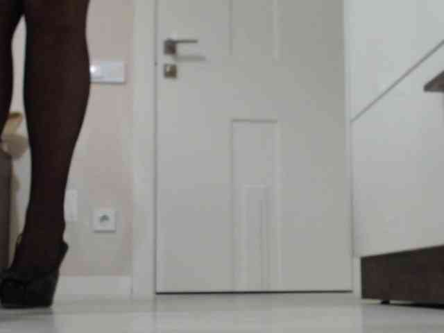 aniutkamau webcam