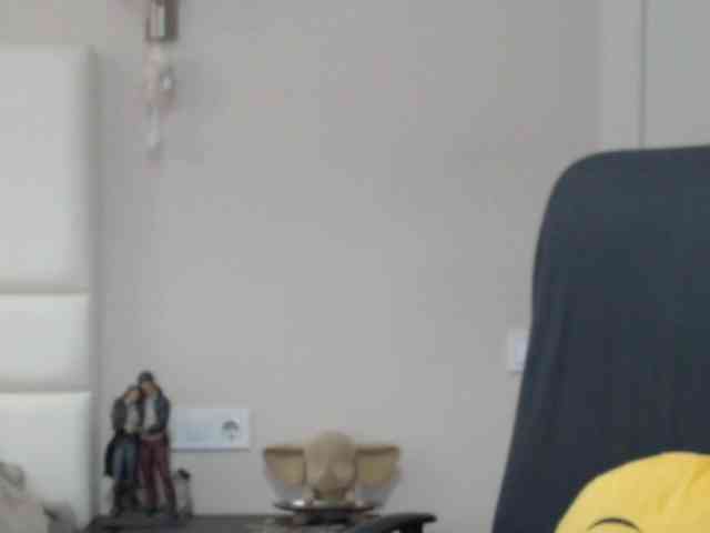 aniutkamau webcam